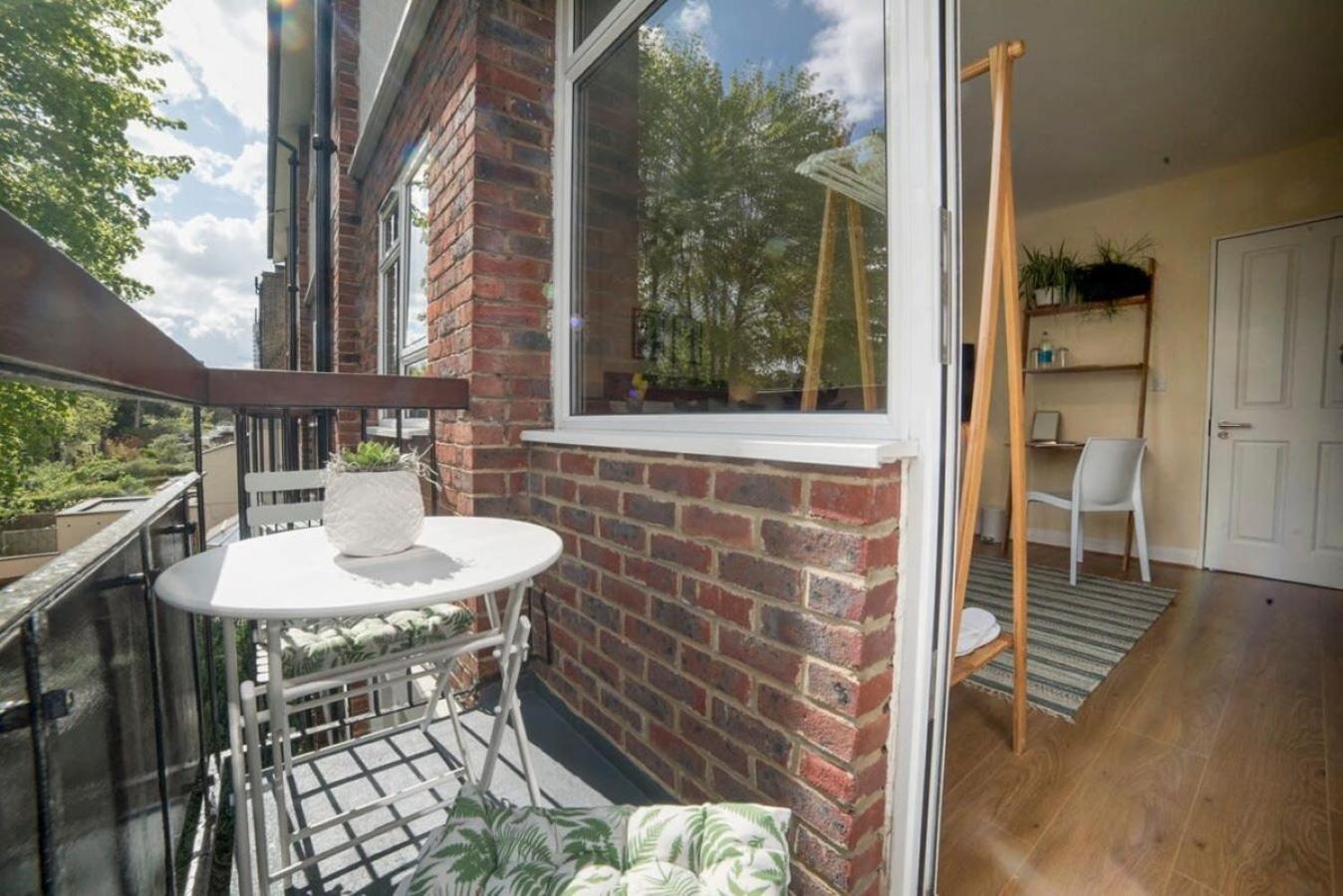 Wilson House - Camden Хостел *